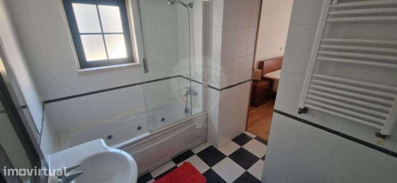 Apartamento T2 para arrendamento - Grande imagem: 2/27