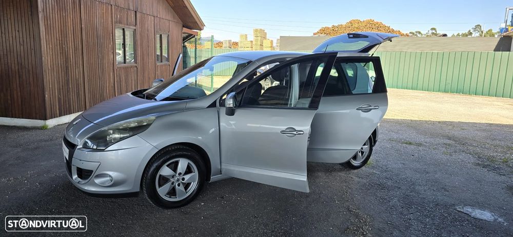 Renault Scénic 1.5 dCi Dynamique S - 31