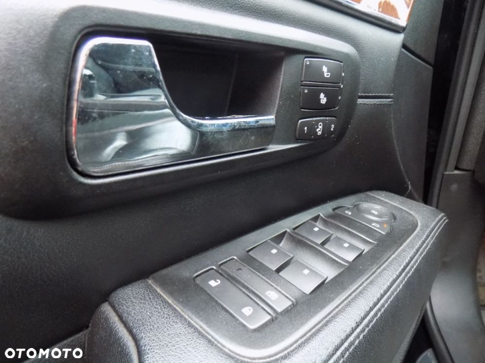 Cadillac SRX - 9