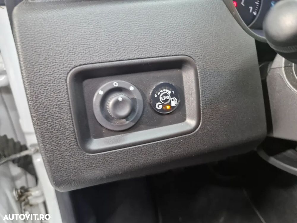 Dacia Duster ECO-G 100 Comfort - 13