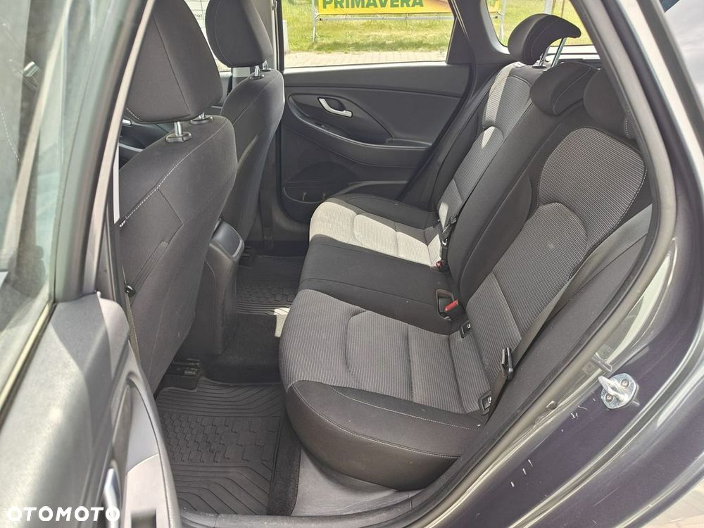 Hyundai i30 - 18