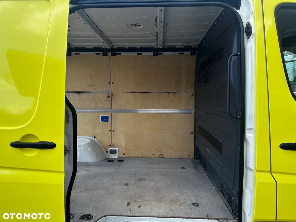 Volkswagen Crafter - 8