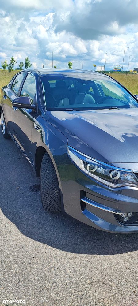Kia Optima - 5