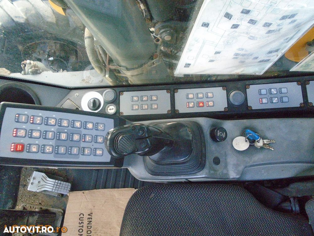 Liebherr A914 Compact - 10