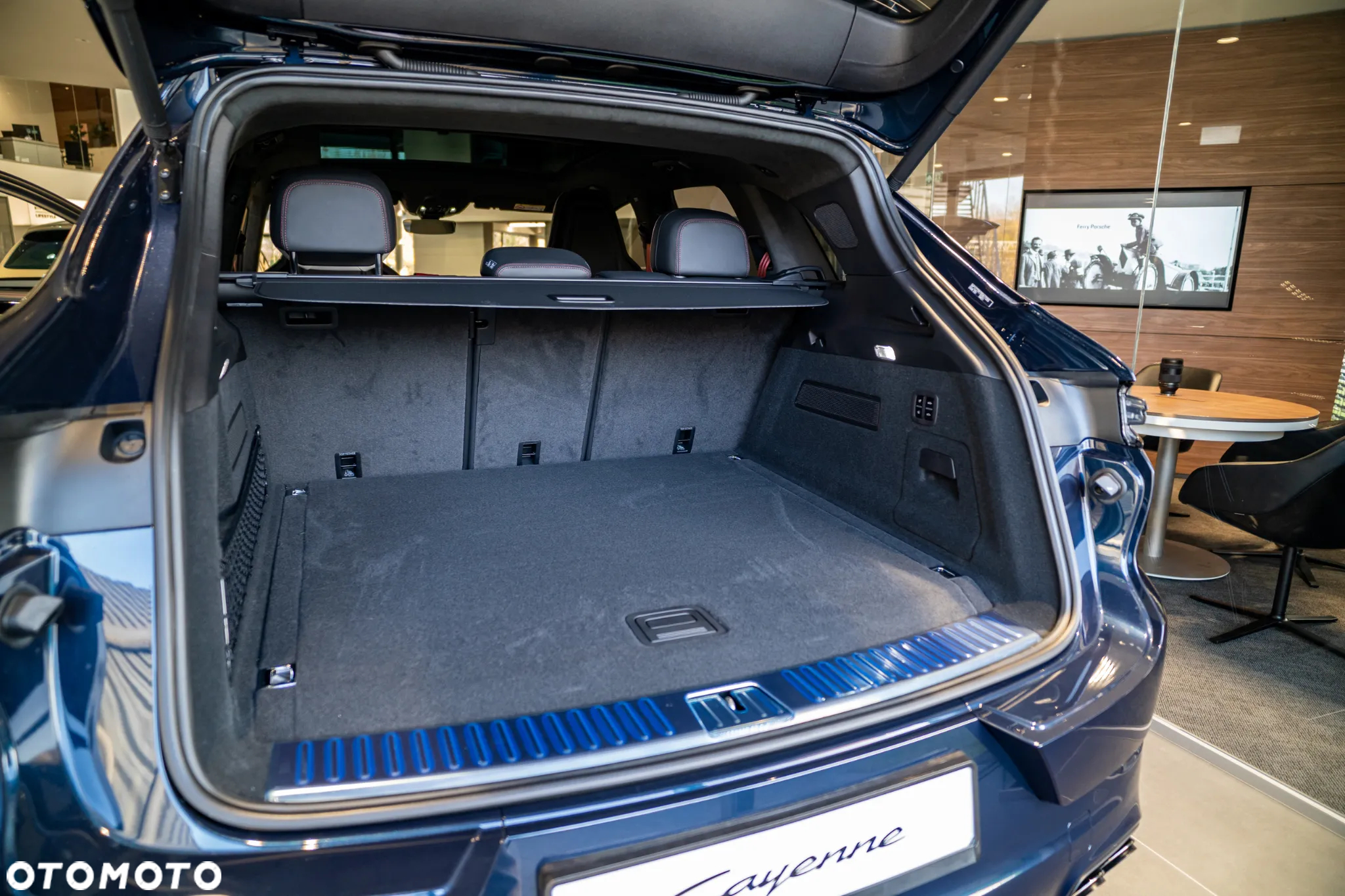 Porsche Cayenne - 6