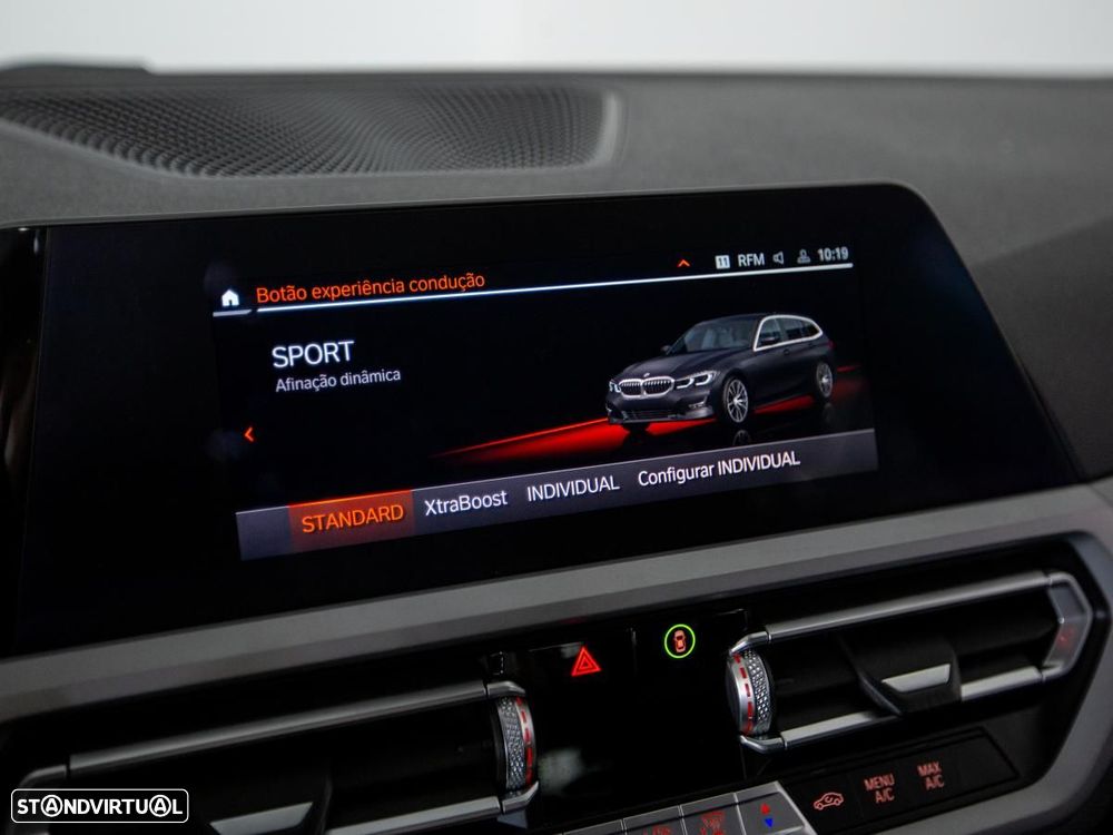 BMW 330 e Touring Corporate Edition Auto - 35