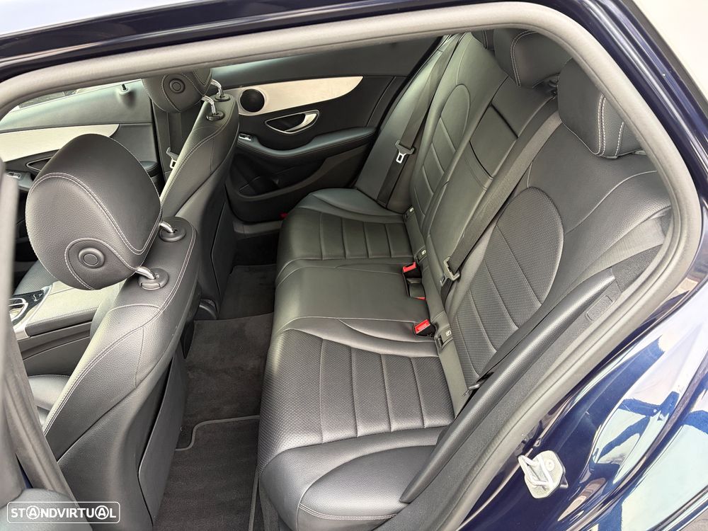Mercedes-Benz C 300 de Avantgarde - 21