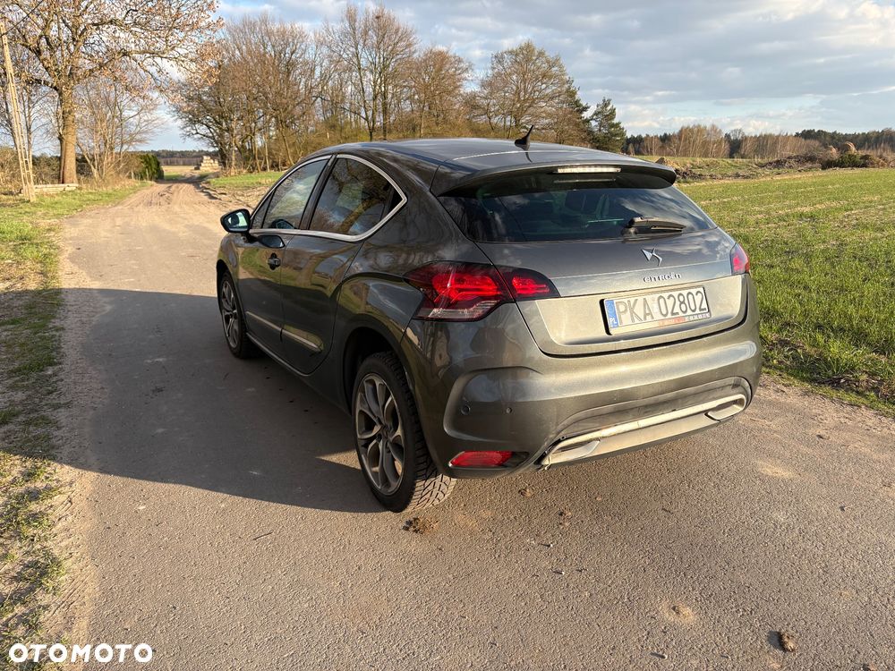Citroën DS4 2.0 HDi SportChic - 4