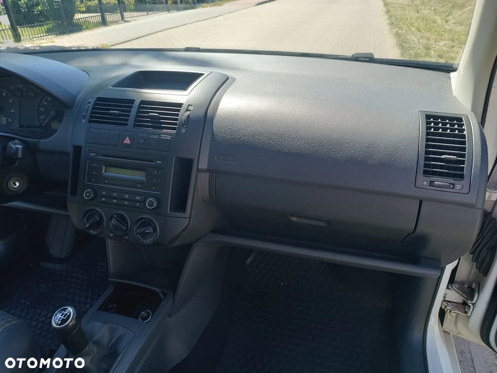 Volkswagen Polo 1.2 Comfortline - 30
