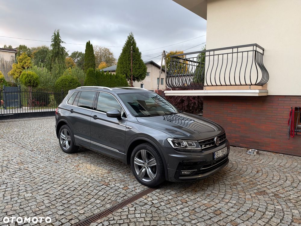 Volkswagen Tiguan - 1