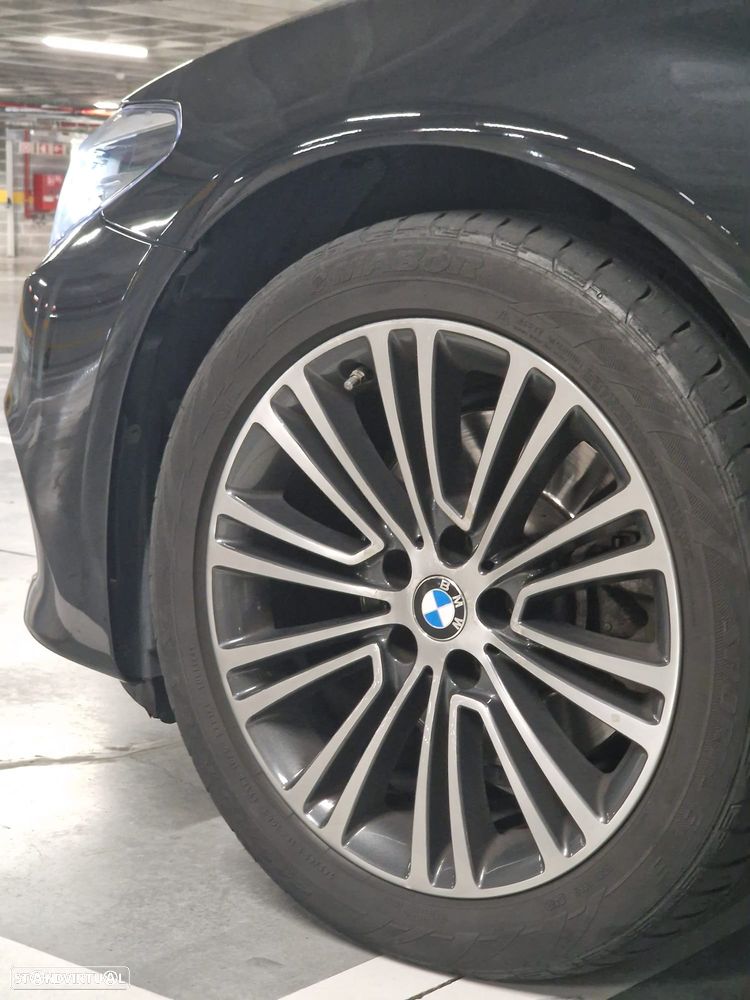 BMW 520 d Line Luxury Auto - 6