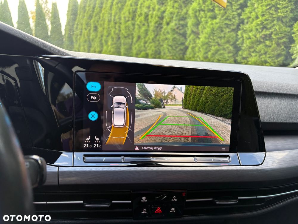 Volkswagen Golf 2.0 TDI BlueMotion Technology DSG Lounge - 21