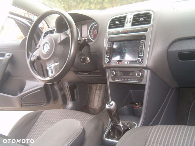 Volkswagen Polo - 16