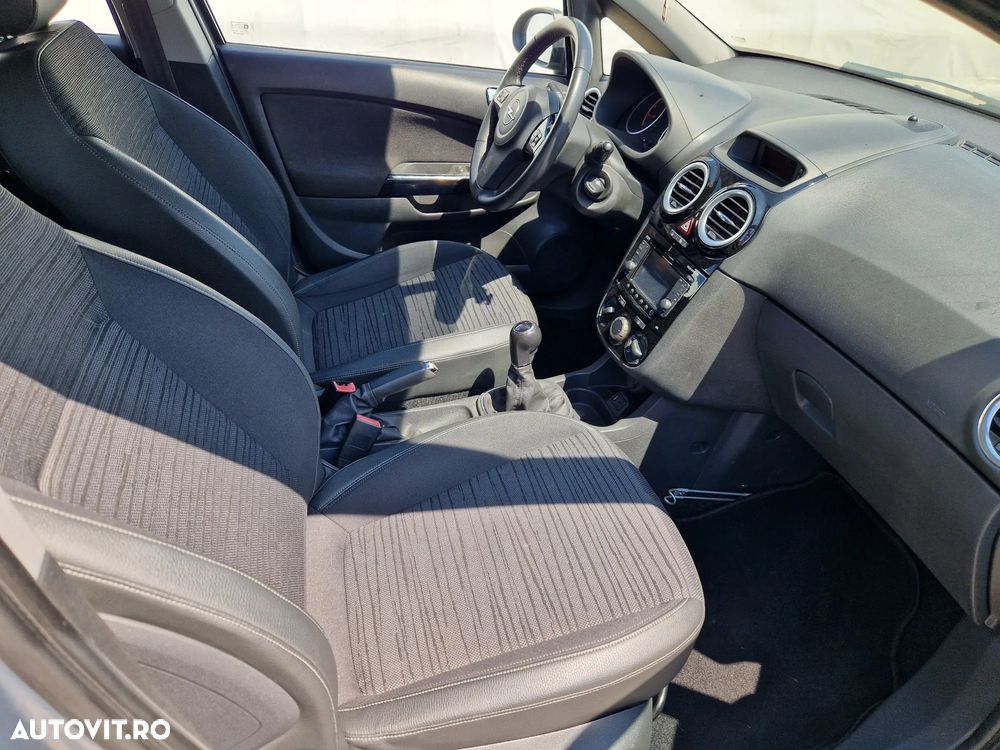 Opel Corsa - 12