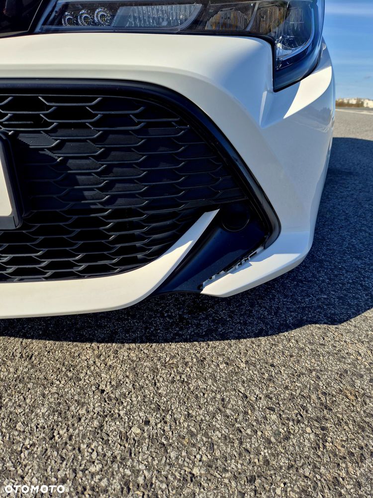 Toyota Corolla - 11