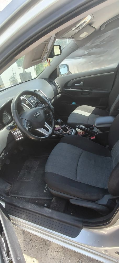 Kia Ceed SW 1.6 CRDi EX ISG - 8