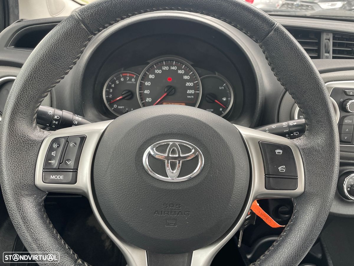 Toyota Yaris 1.0 VVT-i Trend - 13