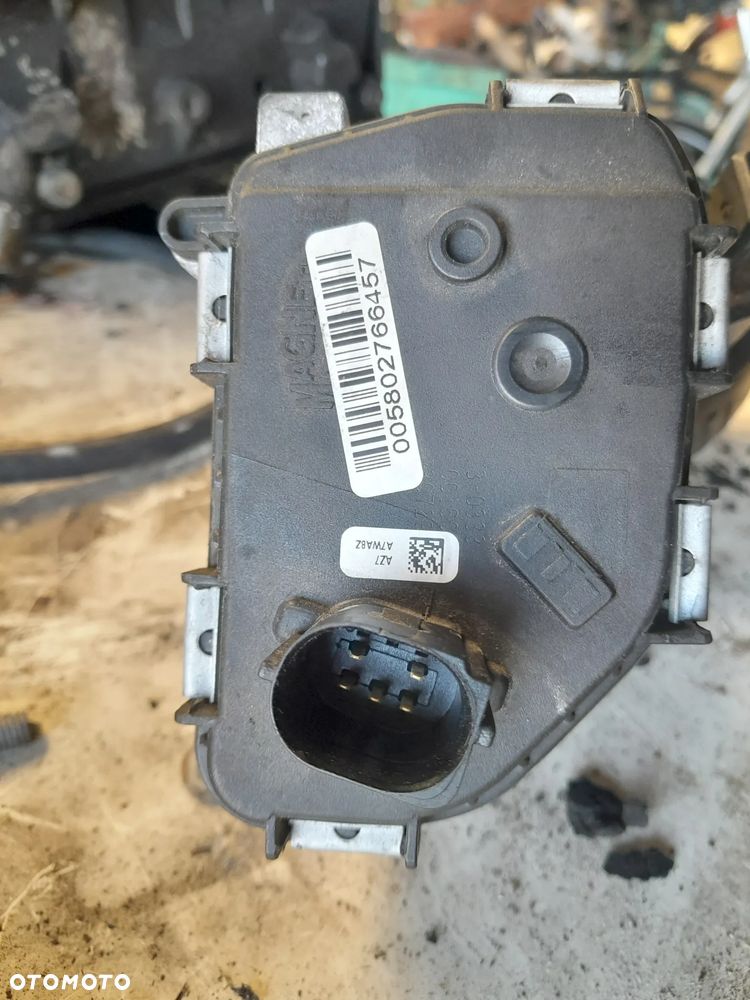 Przepustnica elektryczna powietrza Iveco Daily 3.0L EURO 6 Adblue !! - 2