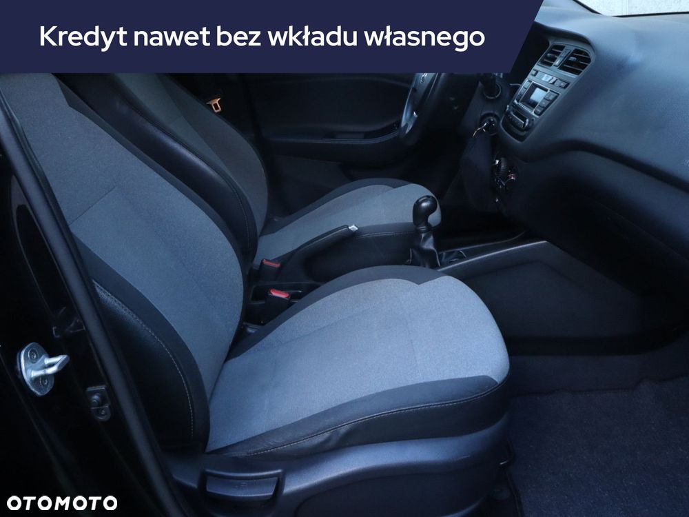 Hyundai i20 - 11