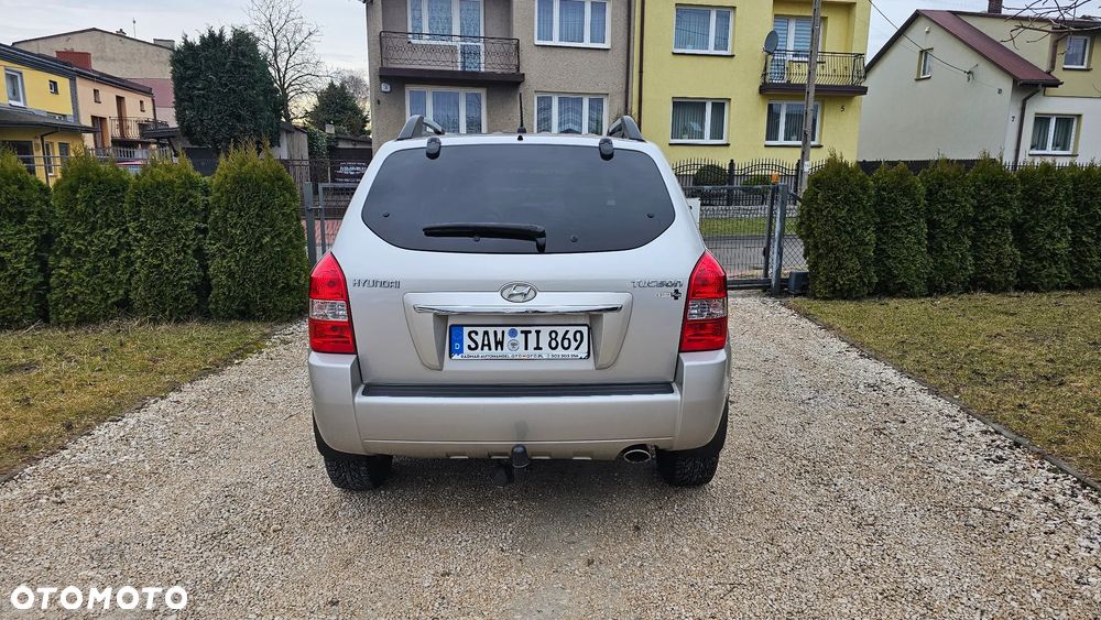 Hyundai Tucson 2.0 2WD GLS Style - 23