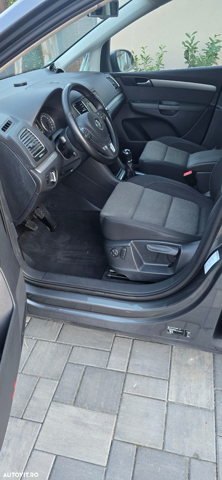 Volkswagen Sharan 2.0 TDI BlueMotion Technology Trendline - 10