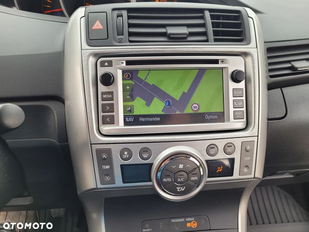 Toyota Verso 1.8 5-Sitzer Life - 19