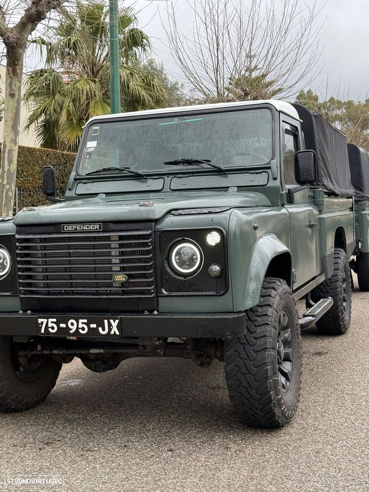 Land Rover Defender 110 SE - 45