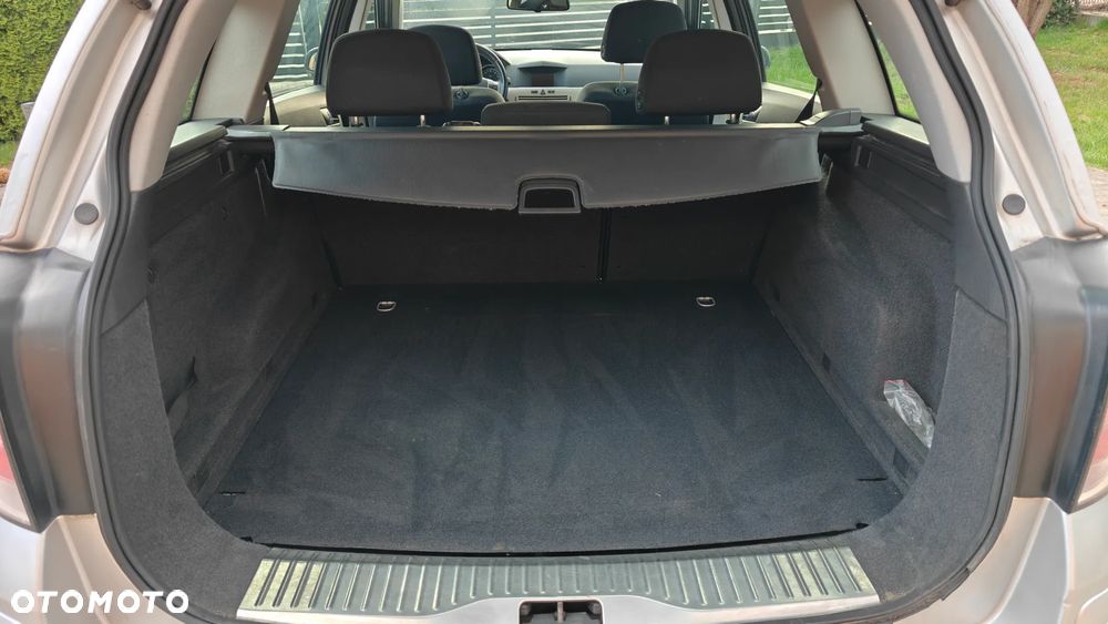 Opel Astra 1.9 CDTI DPF Edition - 18