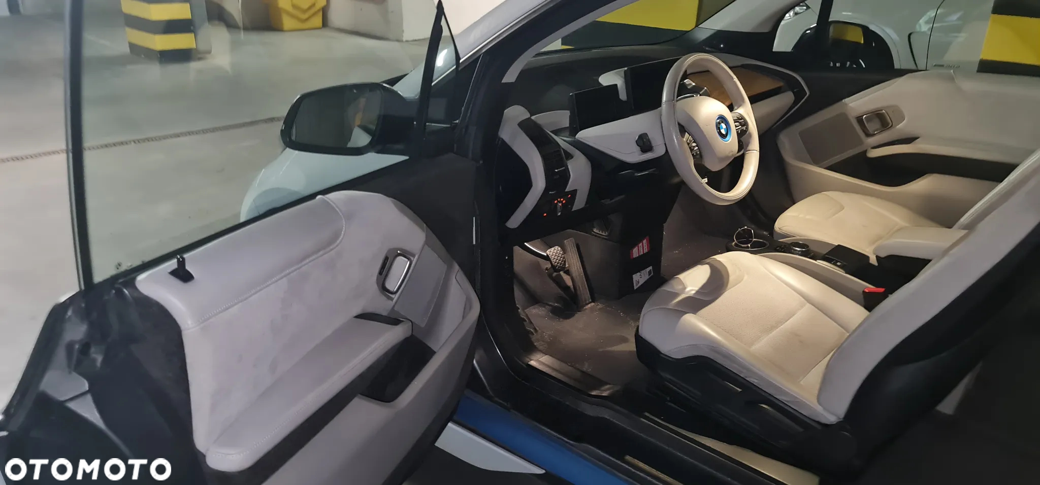 BMW i3 - 8
