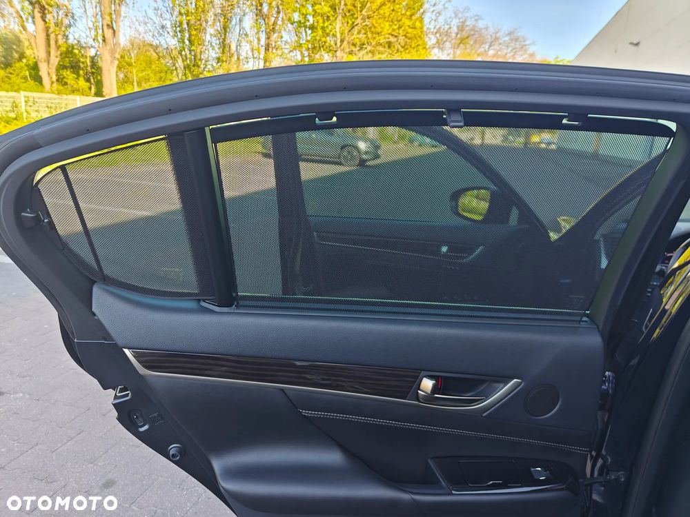 Lexus GS 450h Prestige + - 18