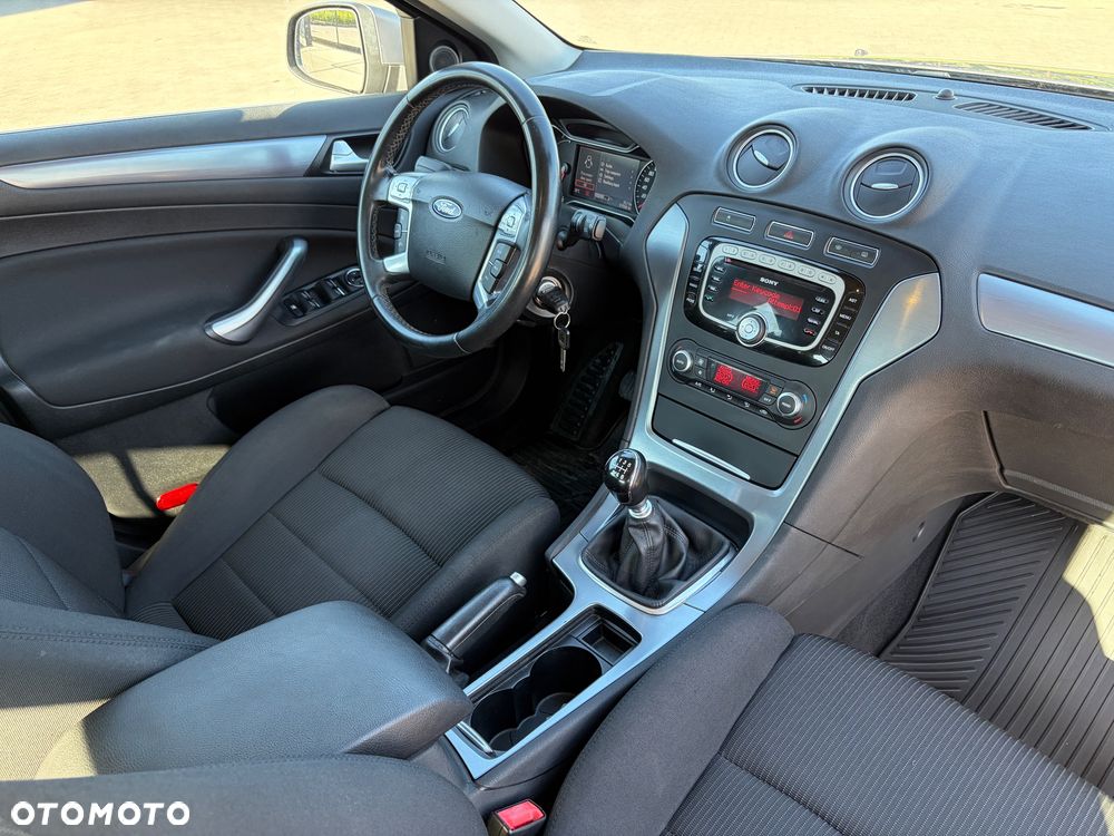 Ford Mondeo 1.6 Eco Boost Titanium - 15