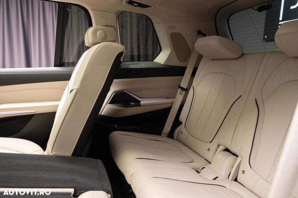 BMW X7 - 38