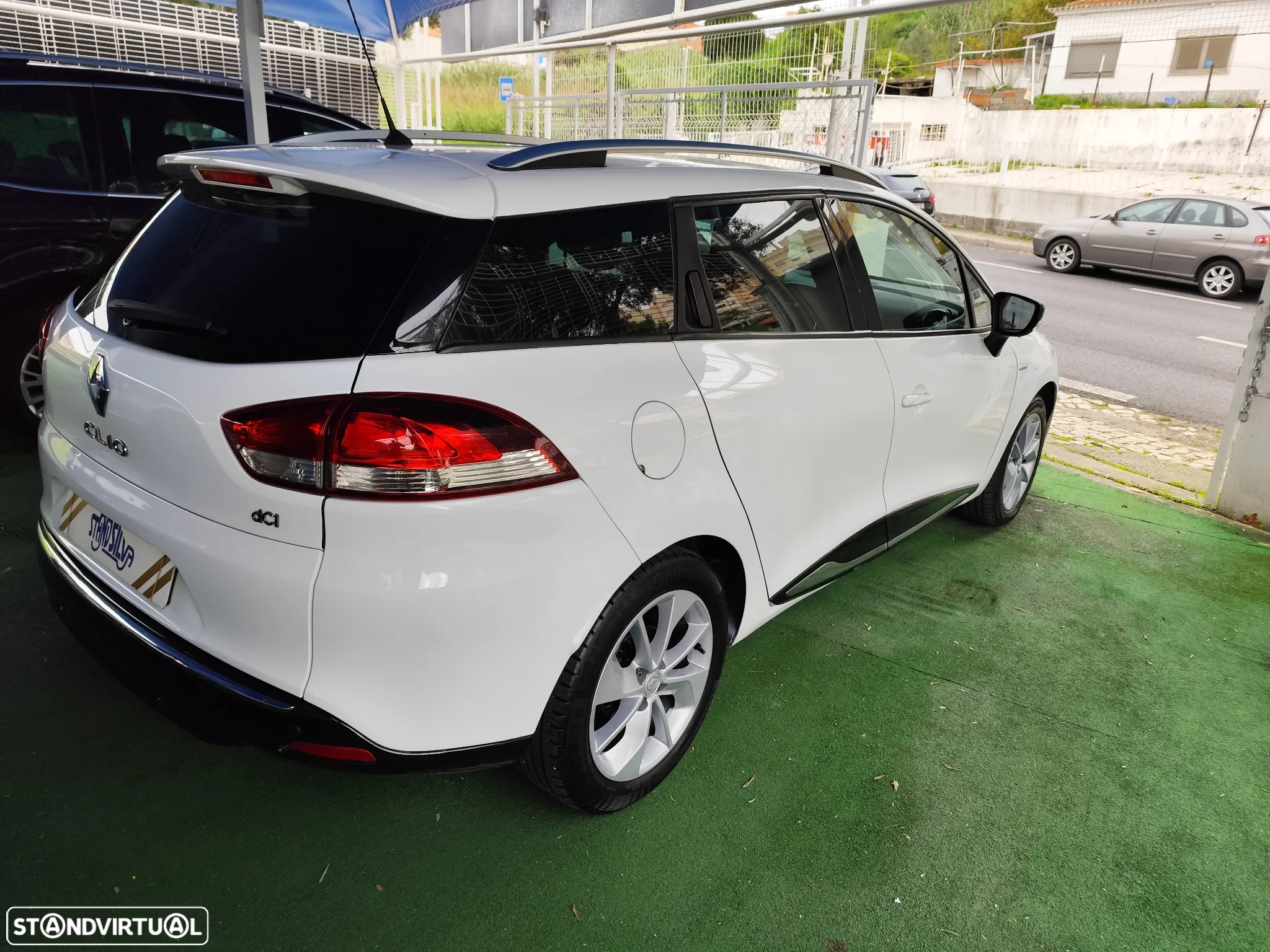 Renault Clio Sport Tourer 1.5 dCi Limited - 4