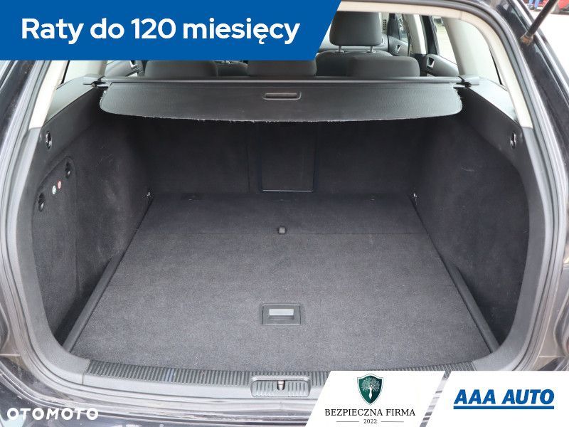 Volkswagen Golf Variant - 16