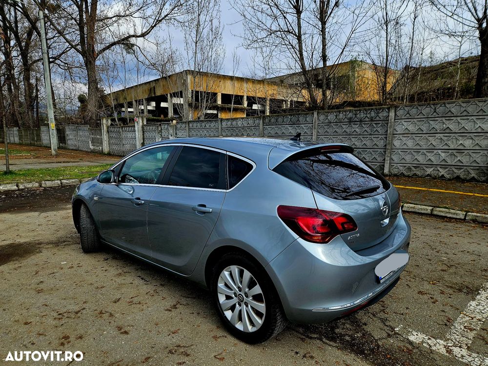 Opel Astra 1.6 CDTI ECOTEC Start/Stop Drive - 2