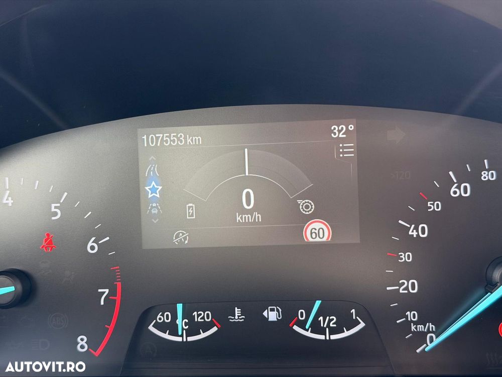 Ford Focus 1.0 EcoBoost MHEV Titanium X - 36
