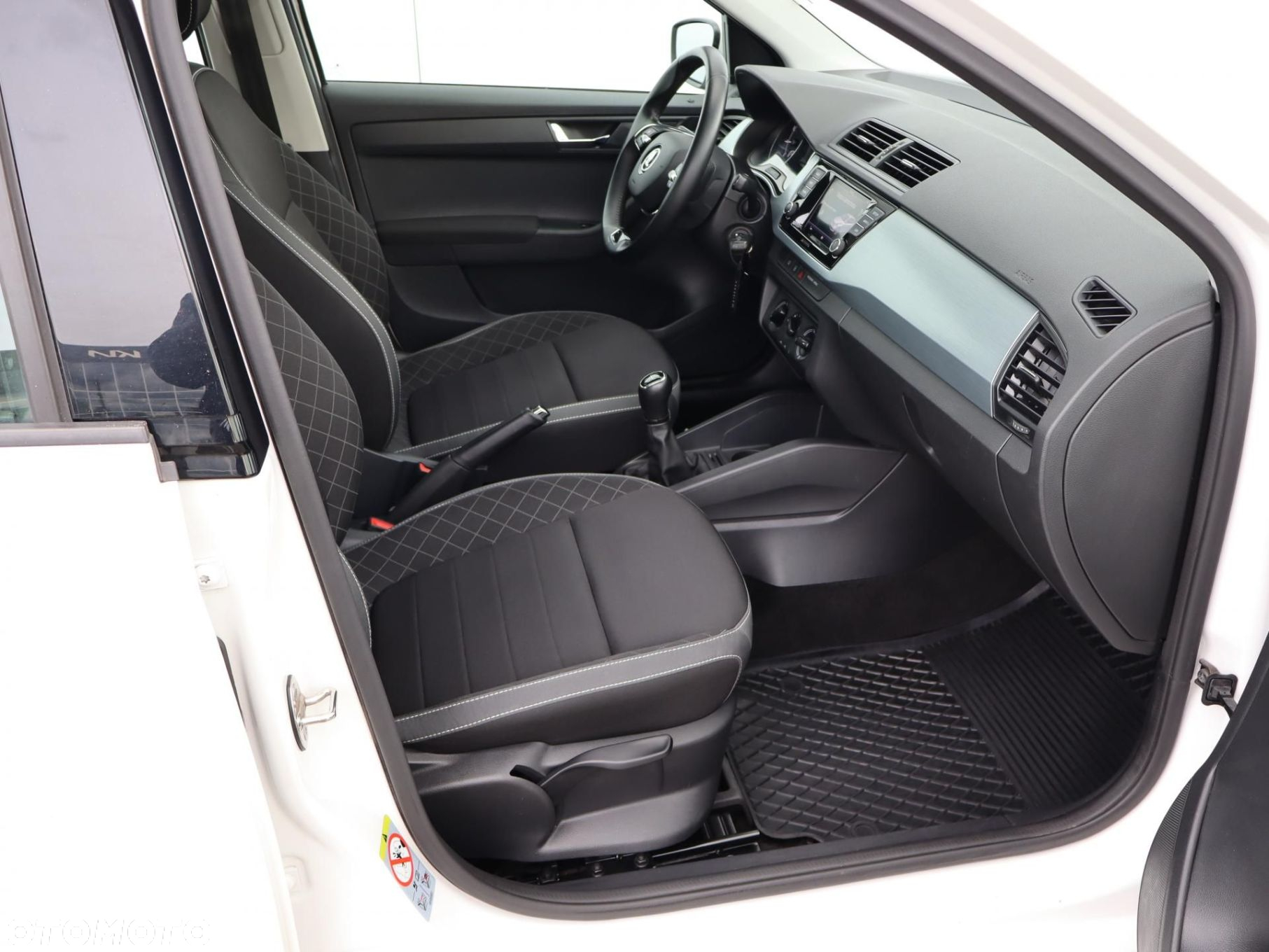 Skoda Fabia - 6