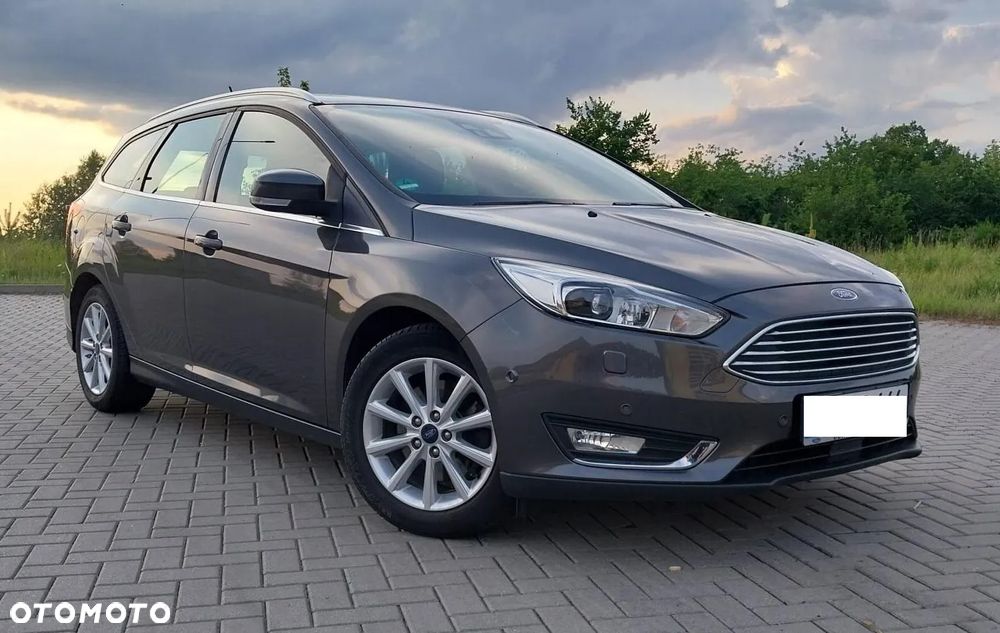 Ford Focus Turnier 1.5 EcoBoost Start-Stopp-System Titanium - 1