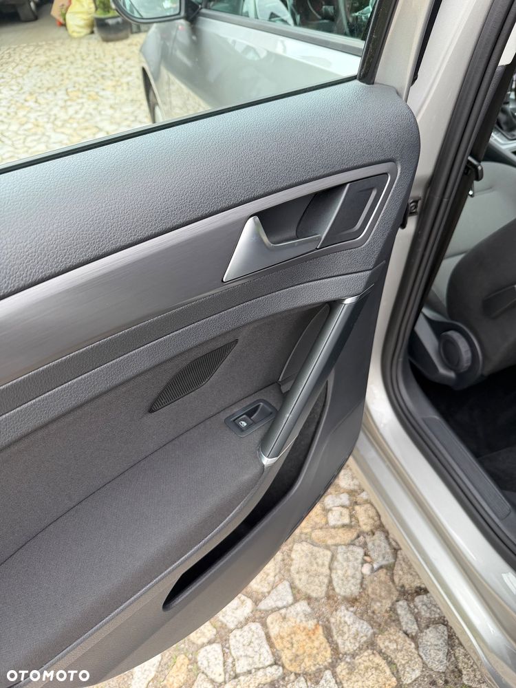 Volkswagen Golf 2.0 TDI 4Motion DSG Comfortline - 17