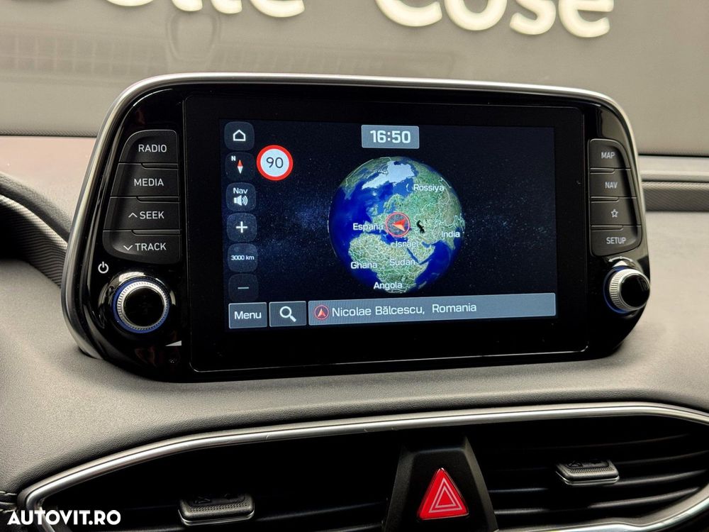 Hyundai Santa Fe - 10