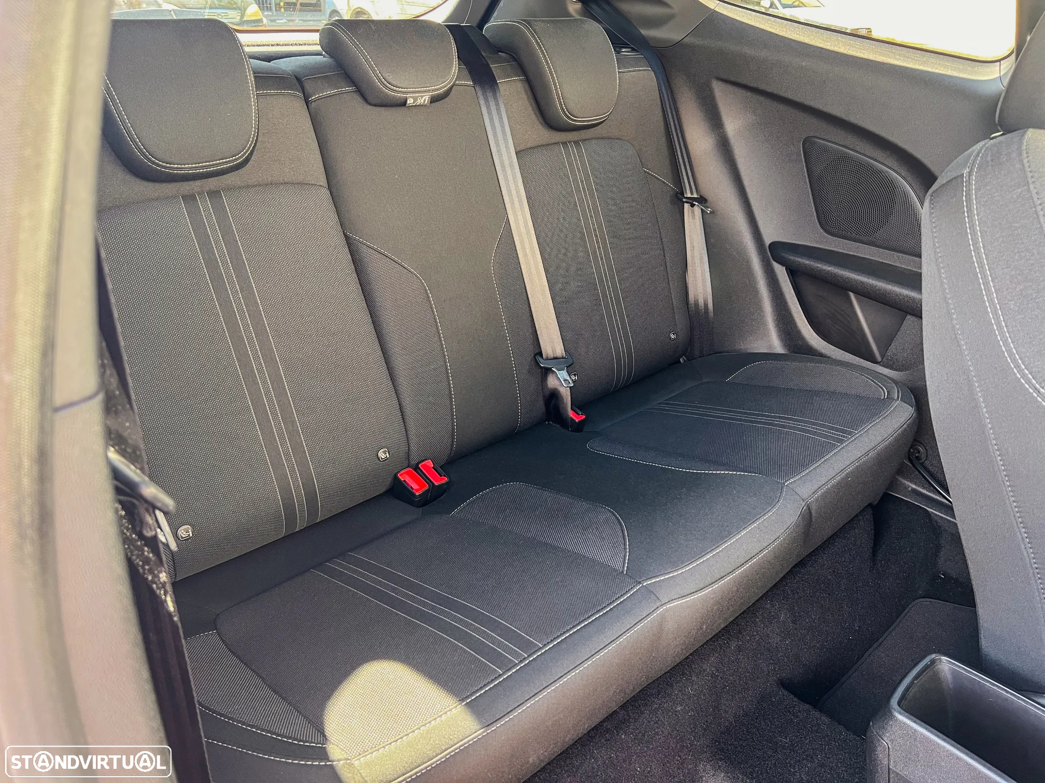 Ford Fiesta 1.5 EcoBoost ST High - 15