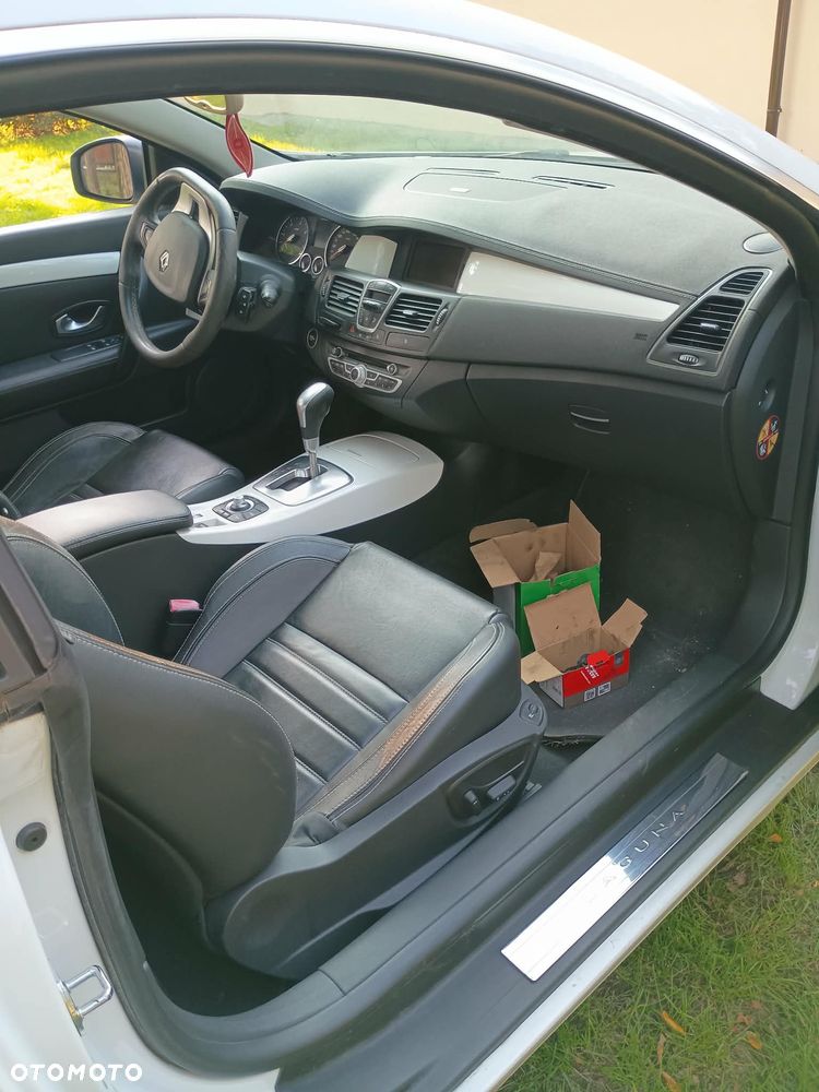 Renault Laguna 3.0 dCi V6 Initiale - 8