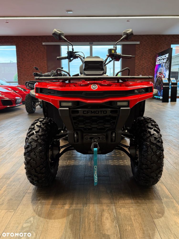 CFMoto CForce - 8