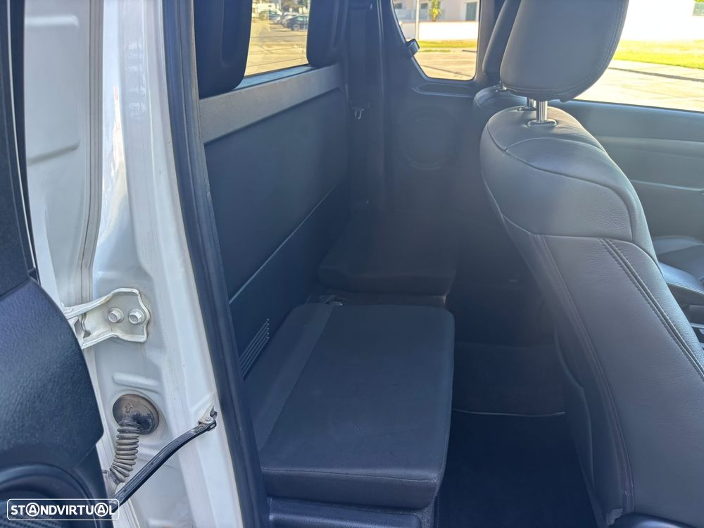 Toyota HILUX 2.8 204cv - 4 LUG - GPS - CÂMERA - 11