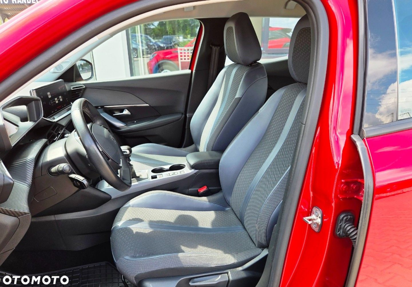 Peugeot 2008 - 22