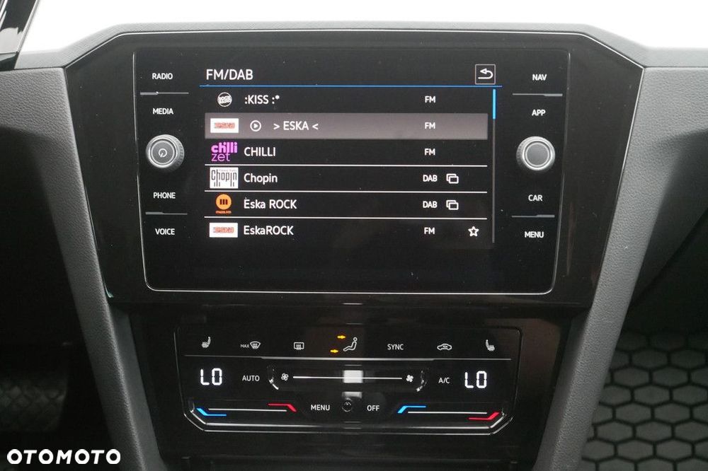 Volkswagen Passat Variant 1.5 TSI EVO Business DSG - 10