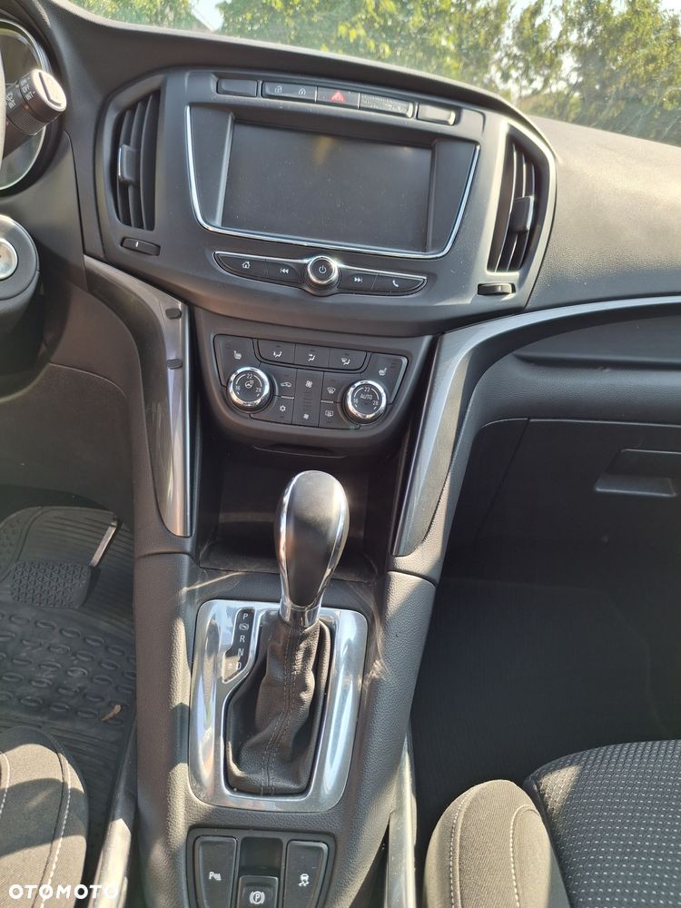Opel Zafira 1.6 T SIDI Cosmo - 11