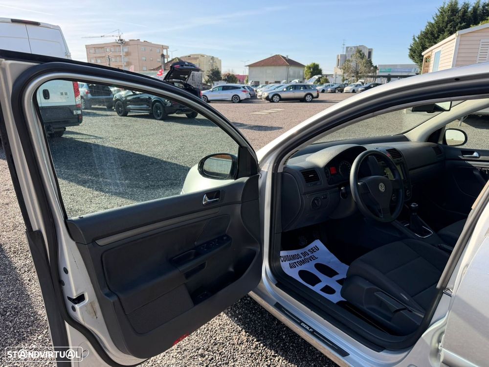 VW Golf 1.4 FSi Confortline - 14