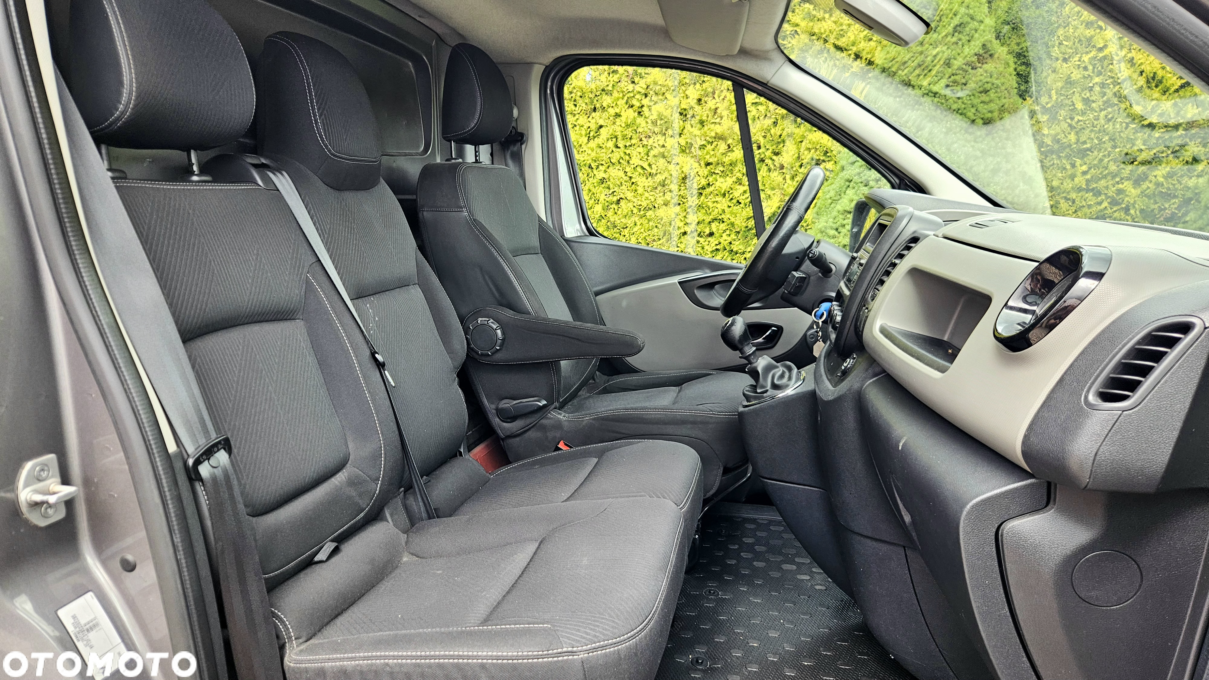 Renault Trafic - 8