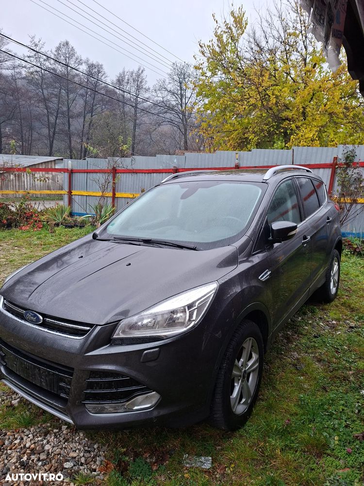 Ford Kuga - 1